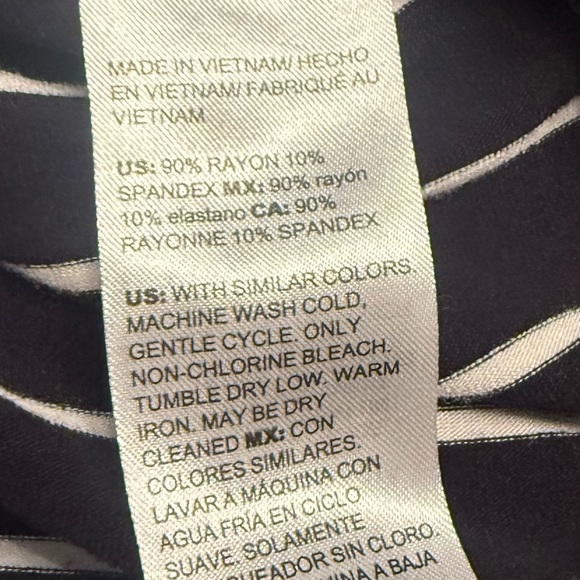 Chico’s size 3 (16/18) Women’s Black and White Striped Dress - Picture 9 of 10